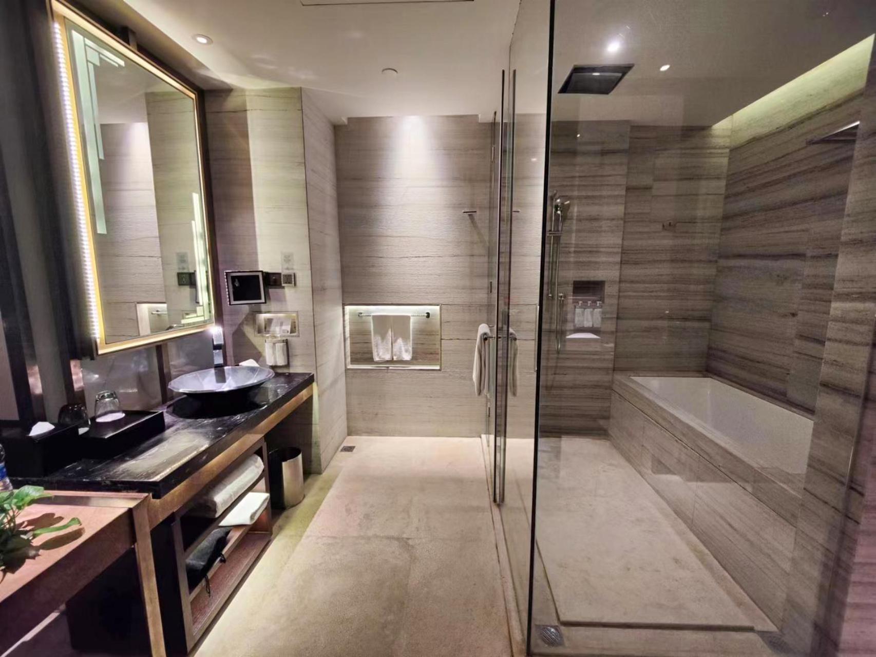 Hualuxe Hotels & Resorts Nanchang High-Tech Zone Exterior photo